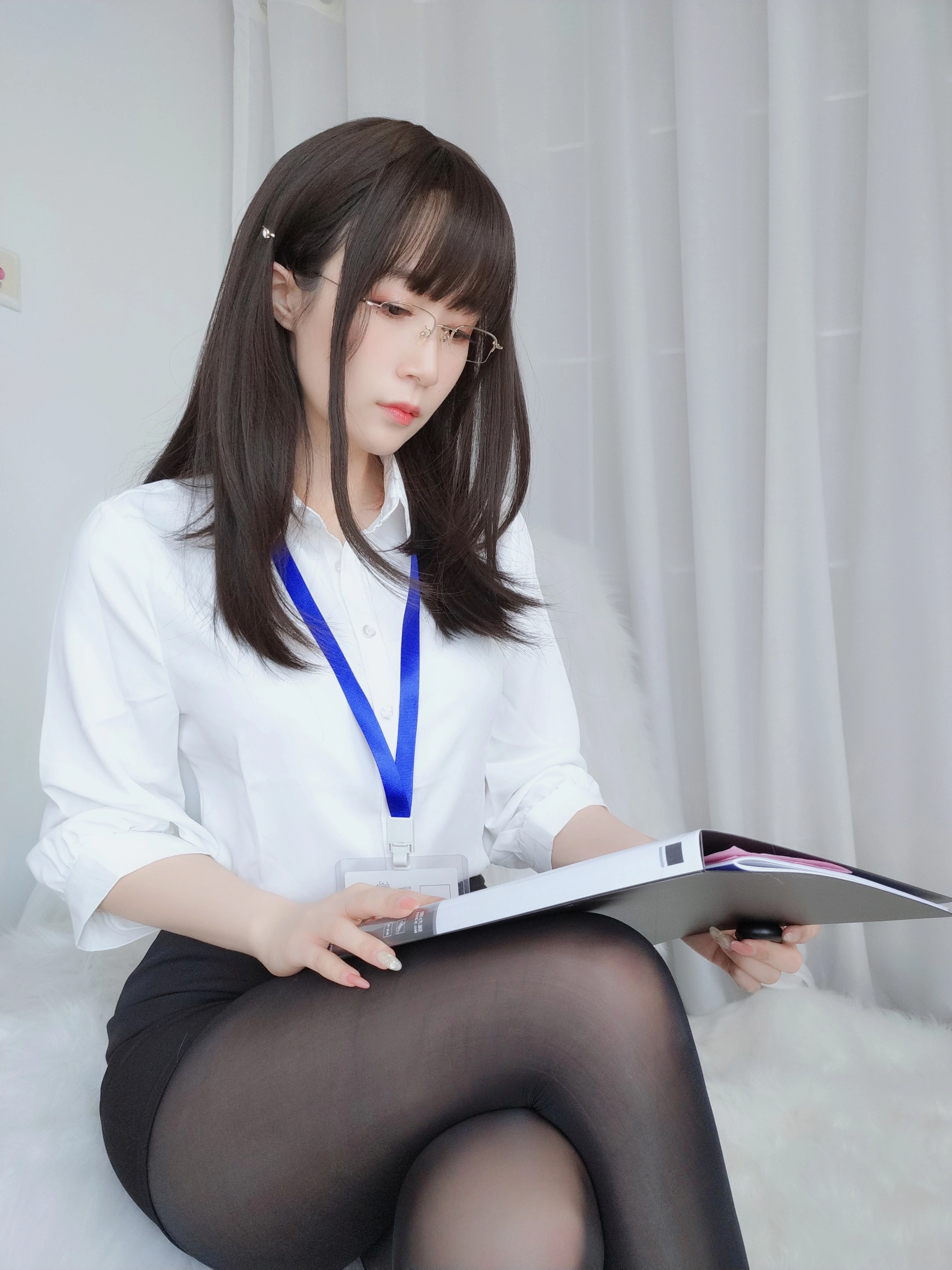 白银81 - NO.49 制服 1